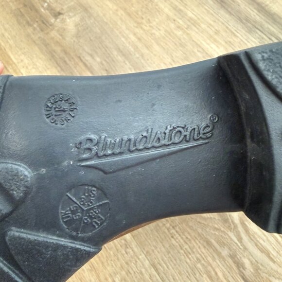 Blundstone 1673 Women's Heeled Chelsea Boot Brown Cabincore US 8.5 - Picture 6 of 10